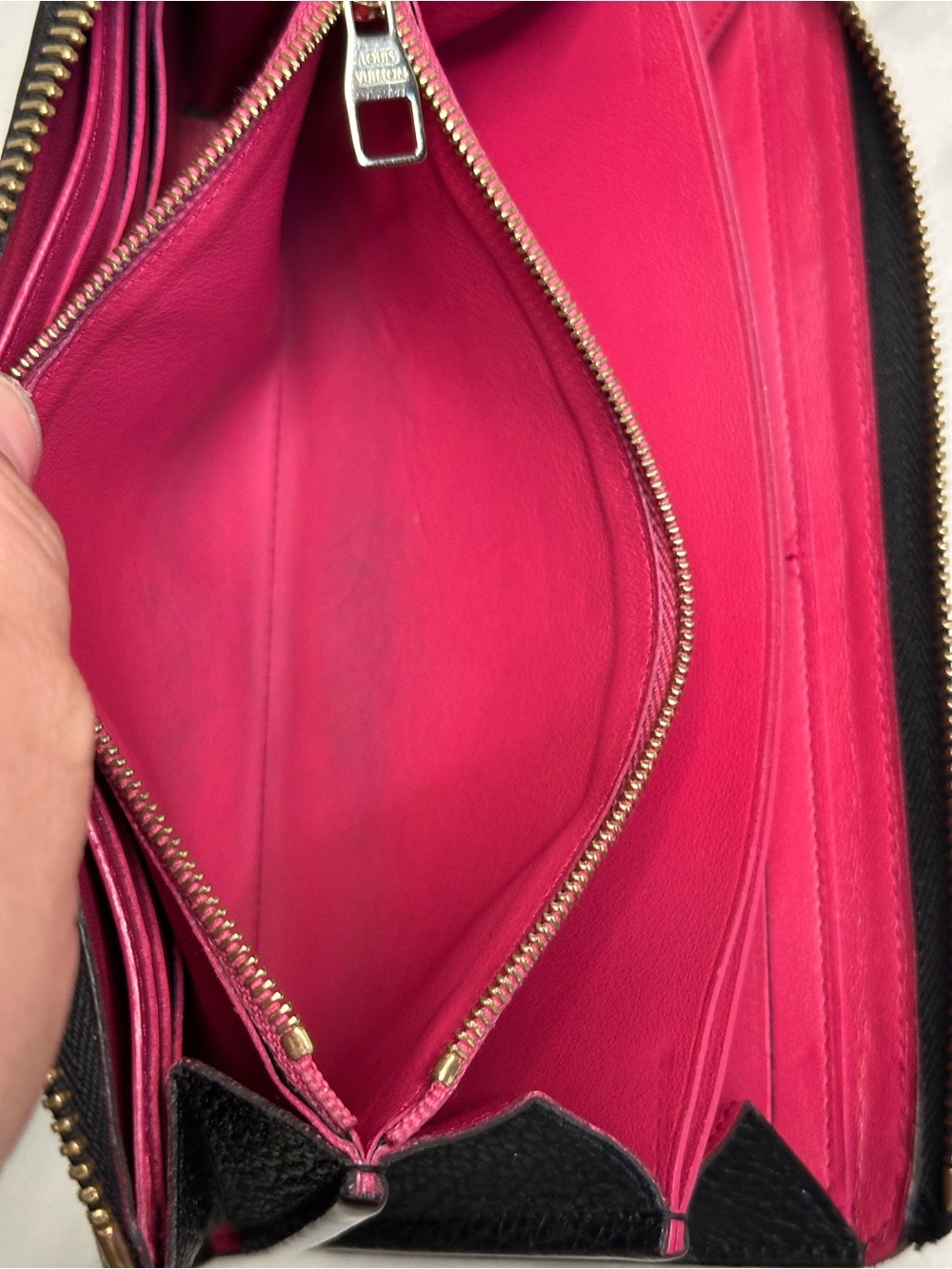 Louis Vuitton Black Leather Portefeuille Taurillion Comete Long Wallet w/ Pink - Picture 14 of 16